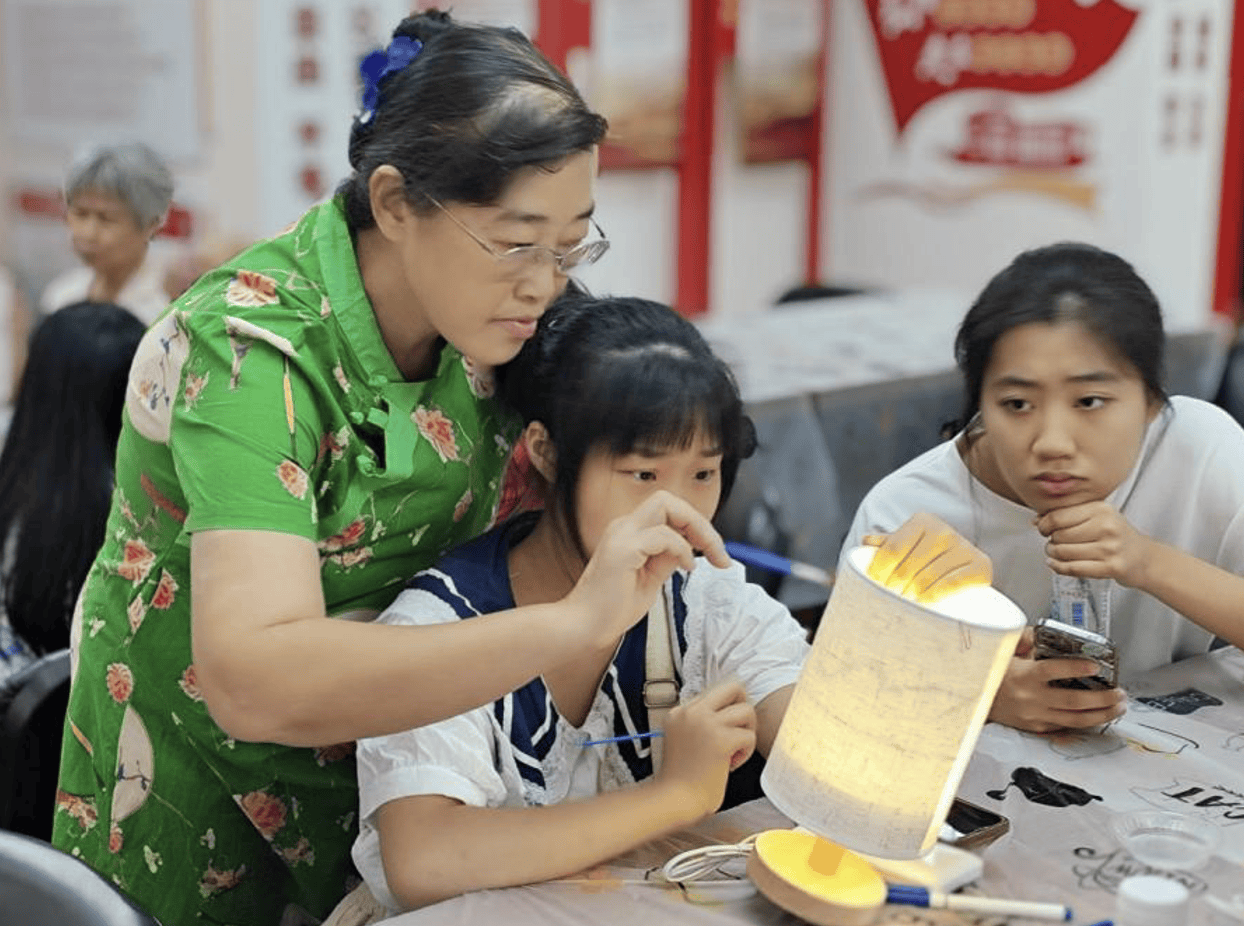 管家婆一笑一马100正确丨最好的生活，是奔走在自己的热爱里！