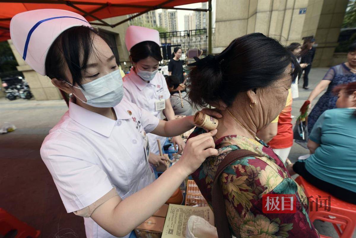 香港资料大全正版资料使用方法丨新疆和静：科普宣教暖人心 健康服务零距离