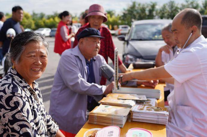 2024年新奥门管家婆资料丨北京海洋馆白鲸长时间凄厉尖叫，被担忧有健康问题，馆方回应